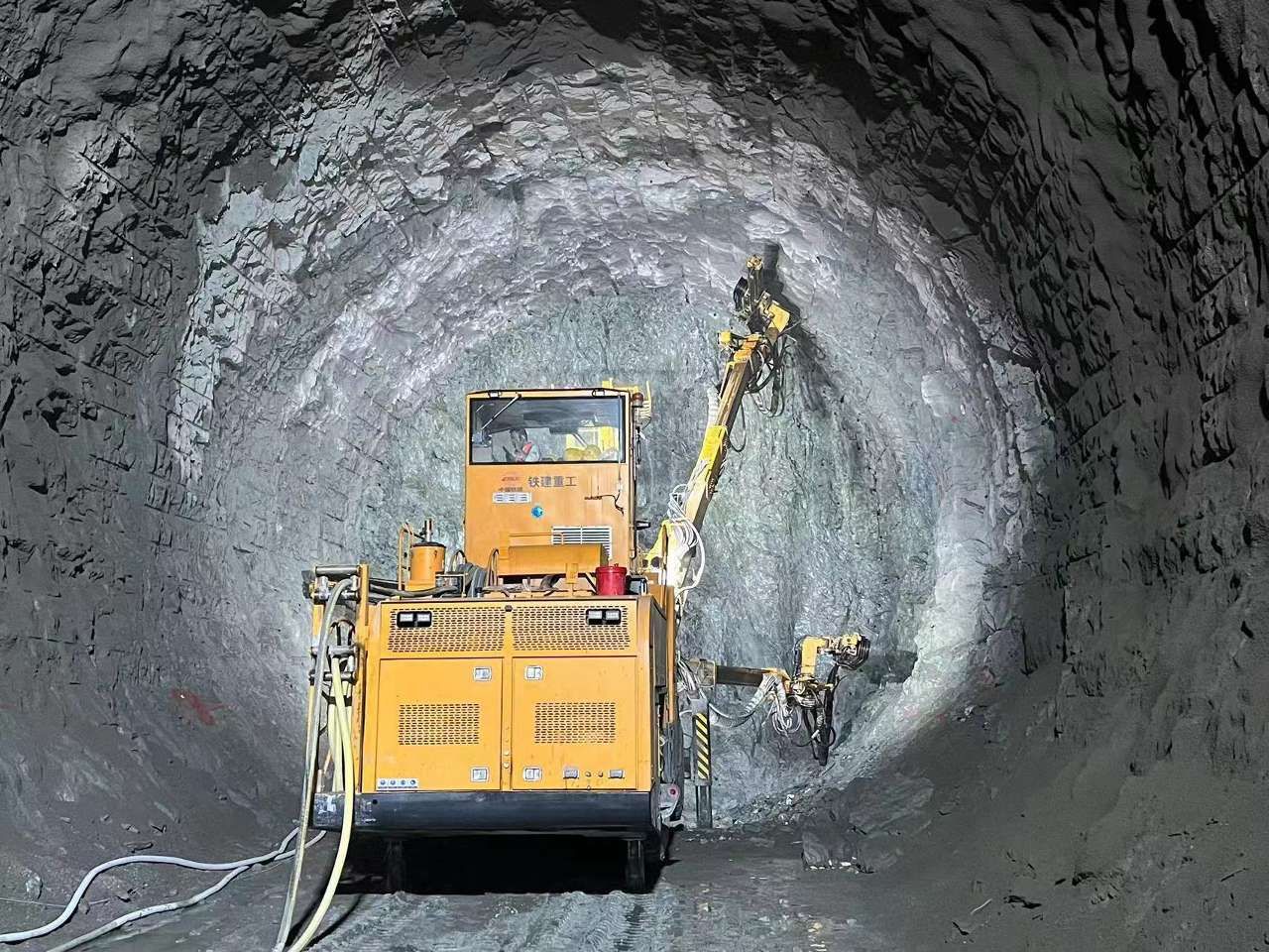 鐵建重工鉆爆法隧道裝備助力引江補漢工程再創(chuàng)佳績